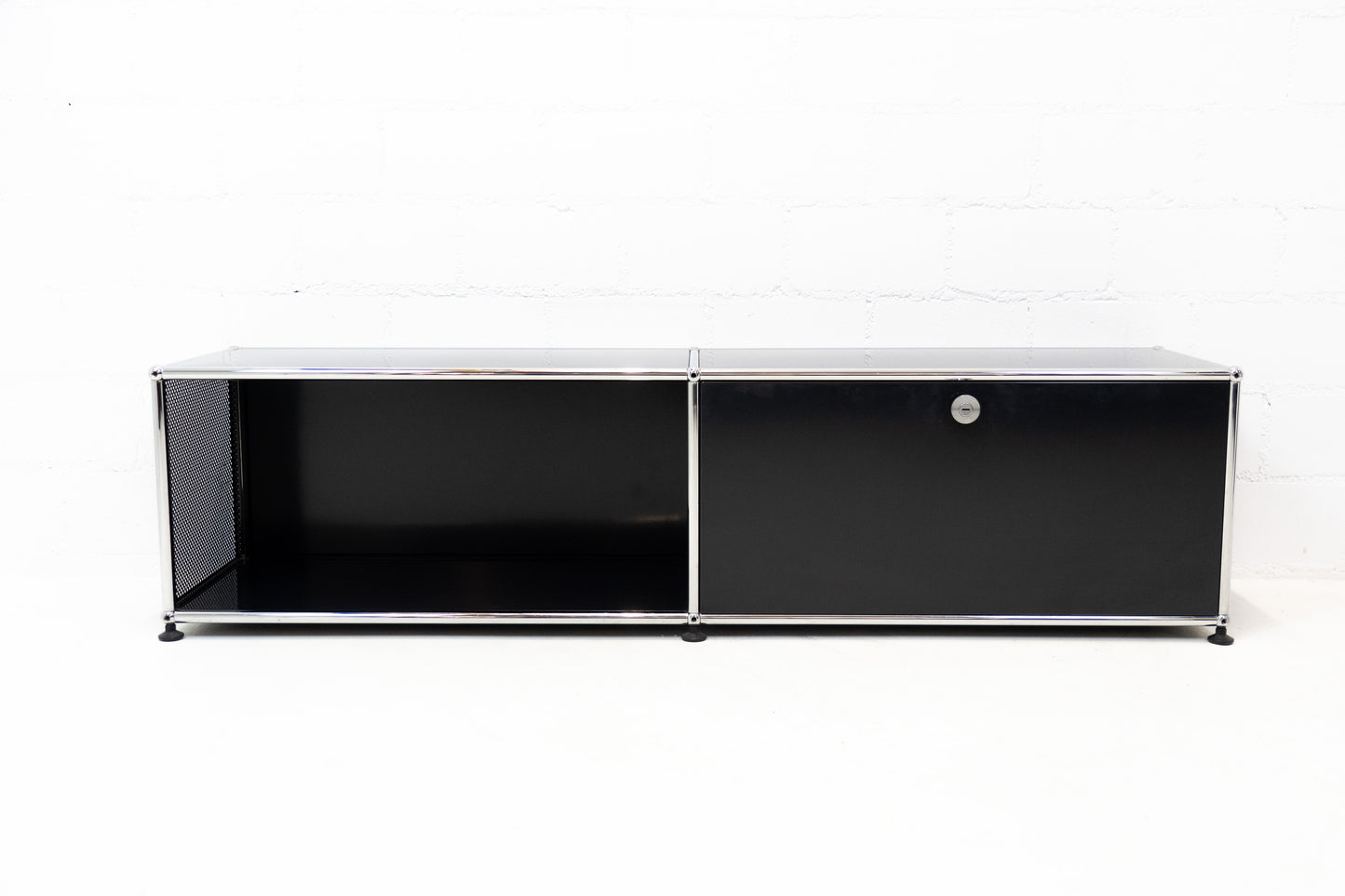 USM Haller Lowboard Gaphit Schwarz Nr. 12