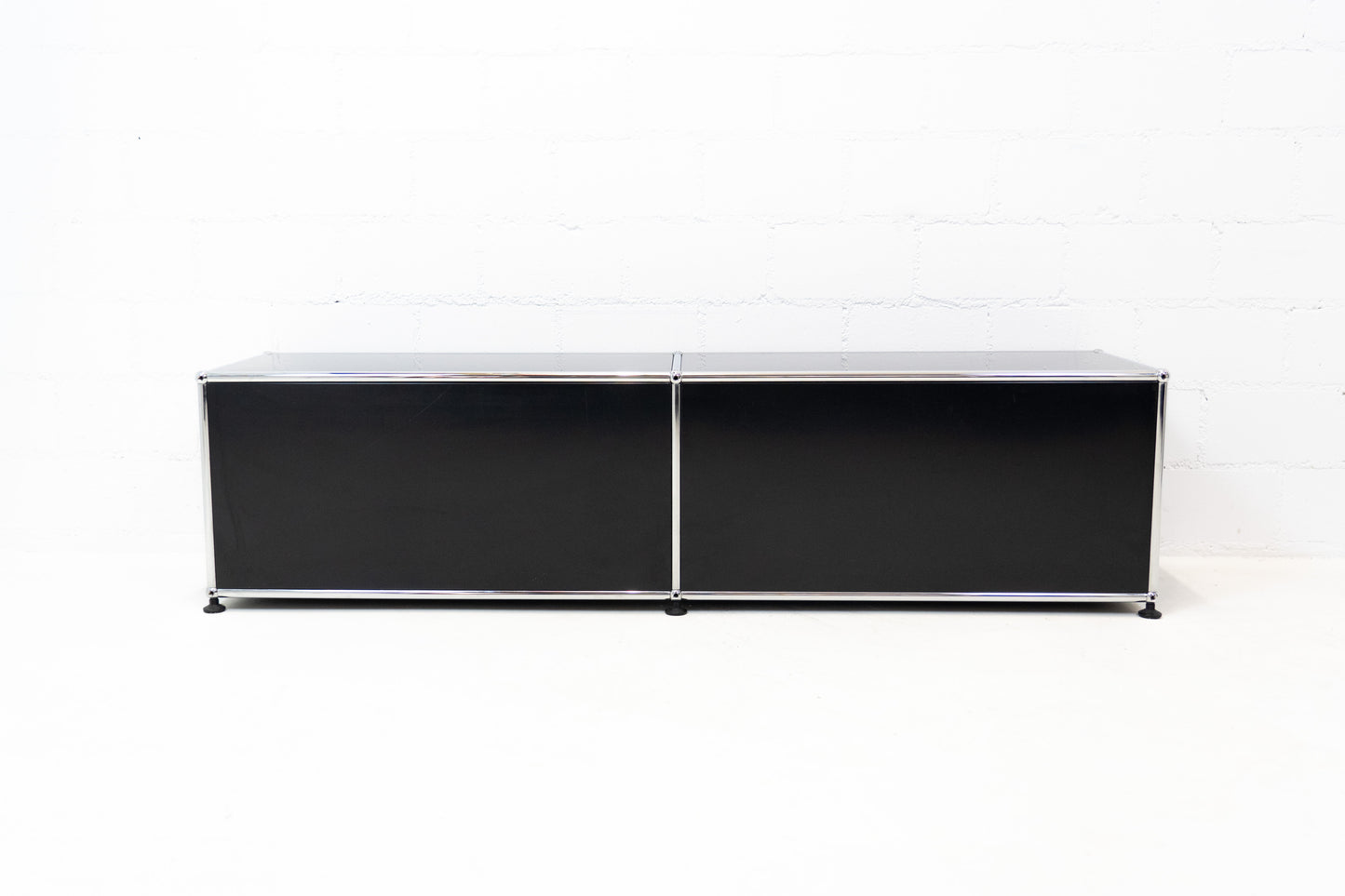 USM Haller Lowboard Gaphit Schwarz Nr. 12
