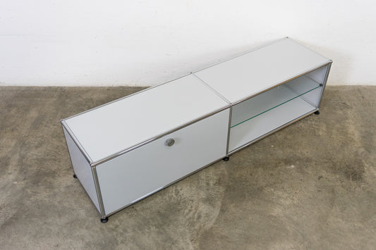 USM Haller Lowboard Lichtgrau Nr. 38