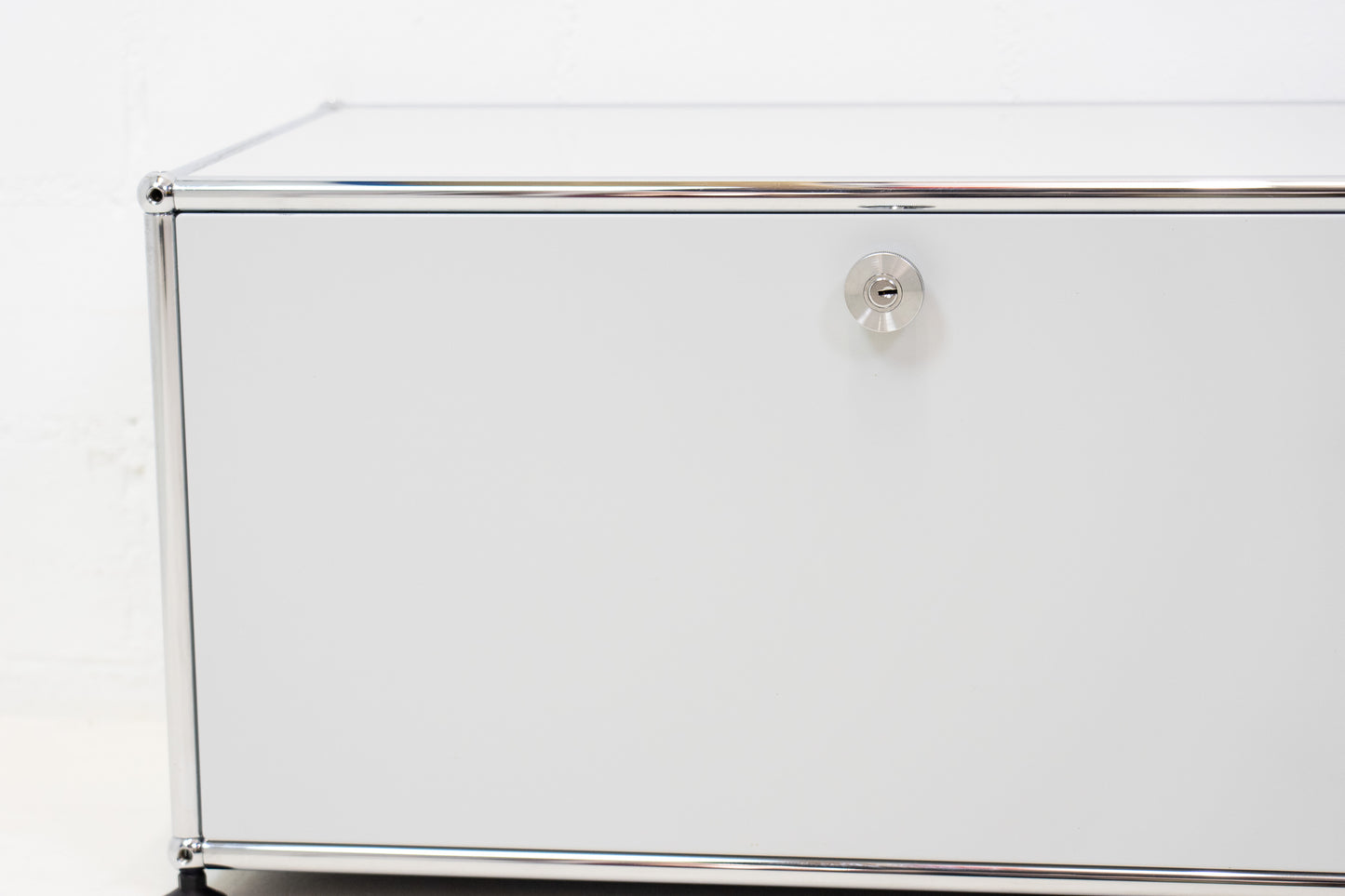 USM Haller Lowboard Lichtgrau Nr. 41