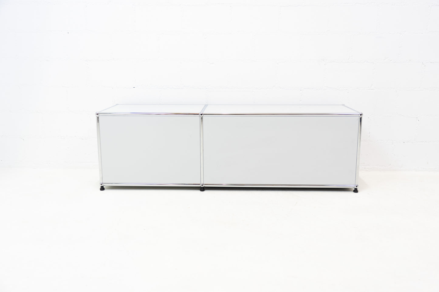 USM Haller Lowboard Lichtgrau Nr. 41