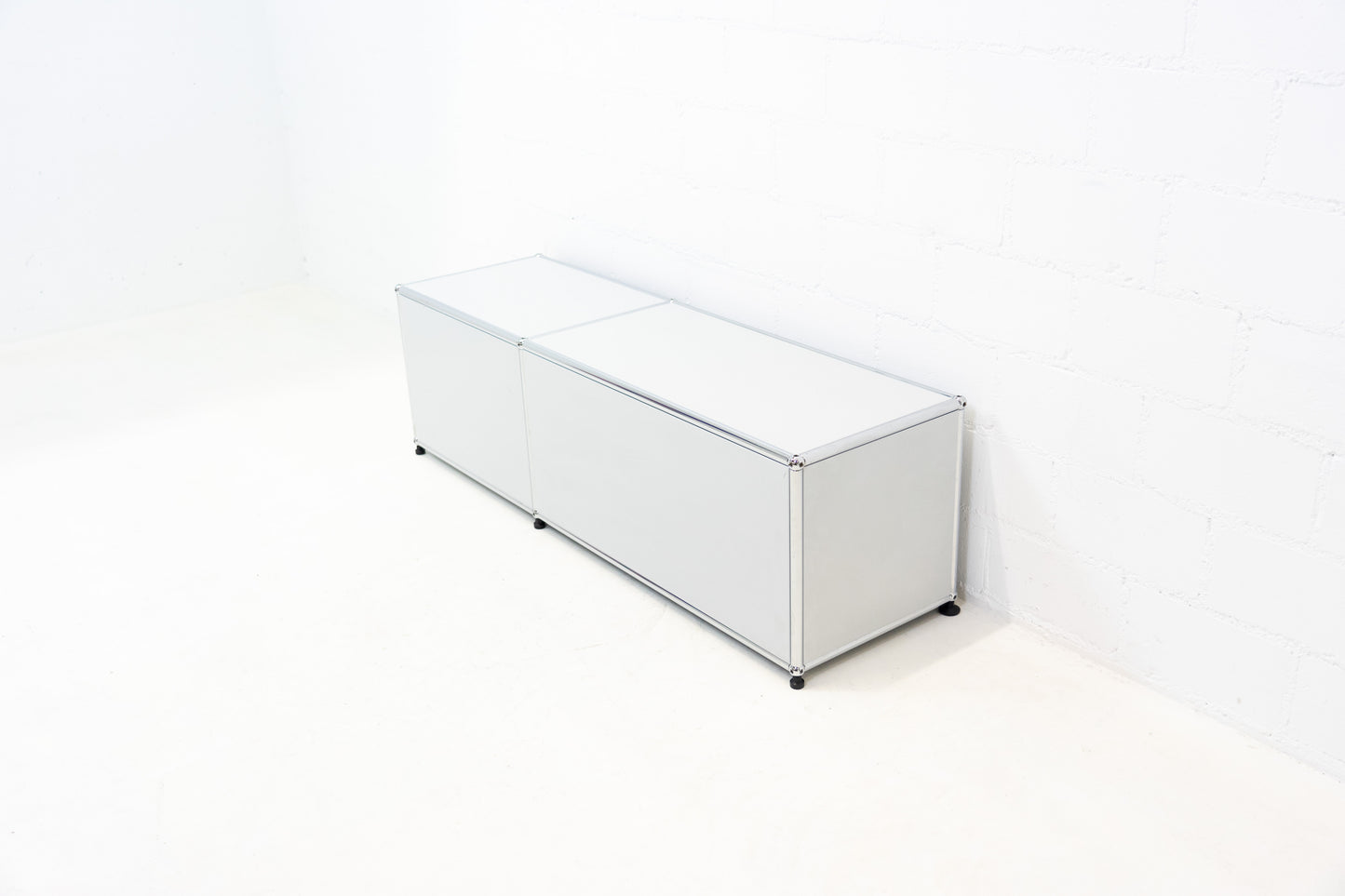 USM Haller Lowboard Lichtgrau Nr. 41