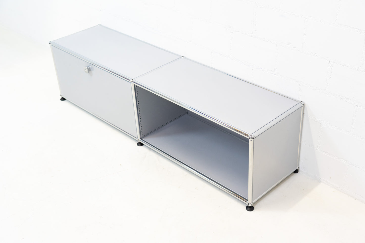 USM Haller Lowboard Mattsilber Nr. 13