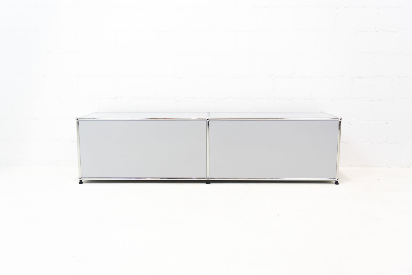 USM Haller Lowboard Mattsilber Nr. 13