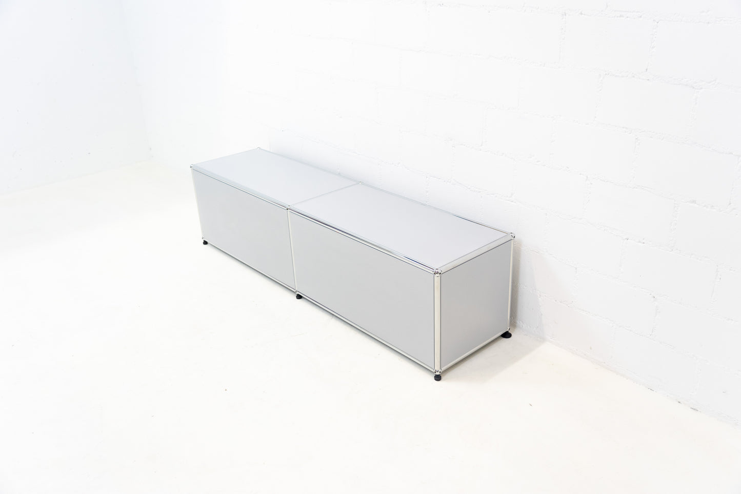 USM Haller Lowboard Mattsilber Nr. 13
