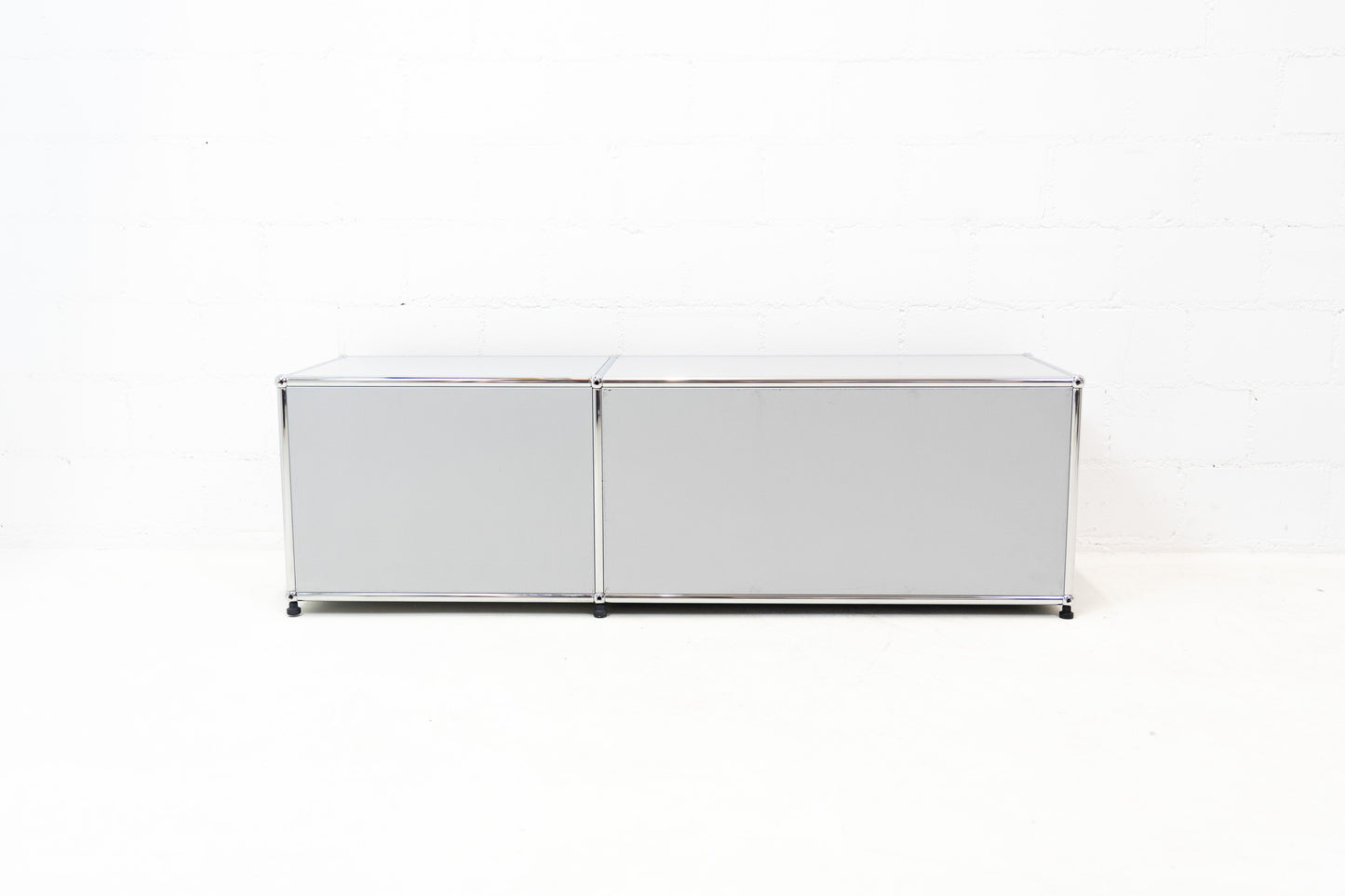 USM Haller Lowboard Mattsilber Nr. 14
