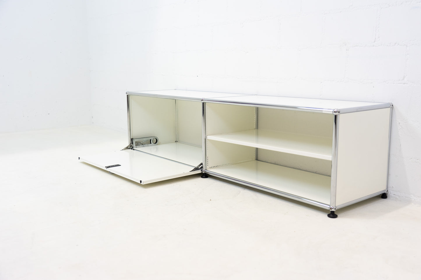 USM Haller Lowboard Reinweiss Nr. 7