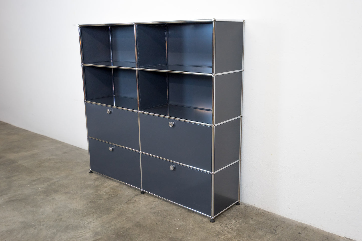 USM Haller Sideboard Anthrazitgrau Nr. 36
