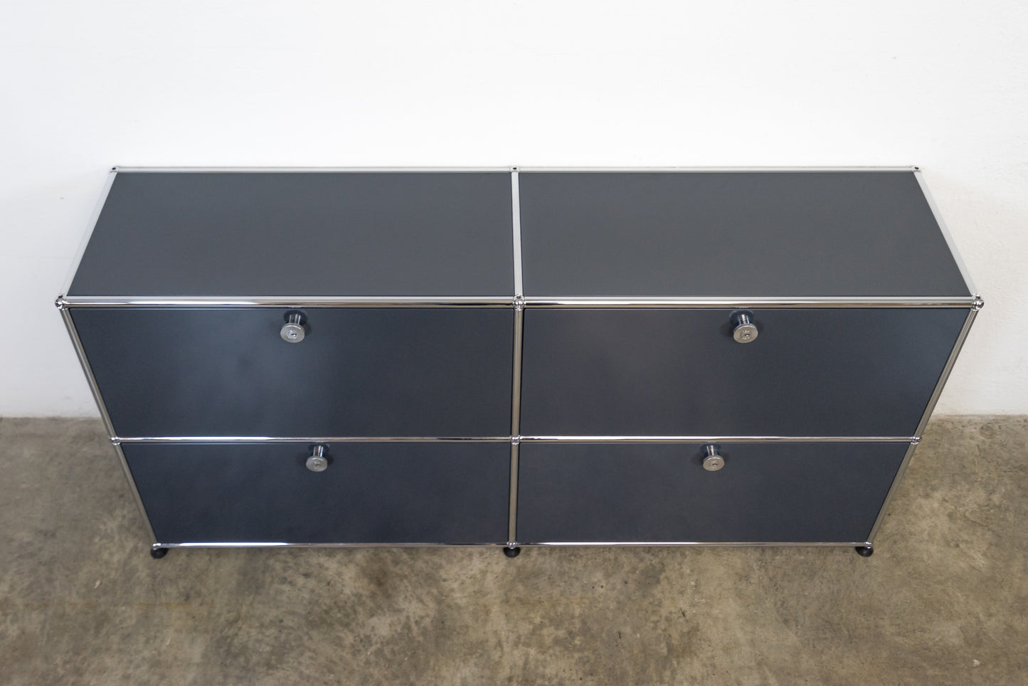 USM Haller Sideboard Anthrazitgrau Nr. 39