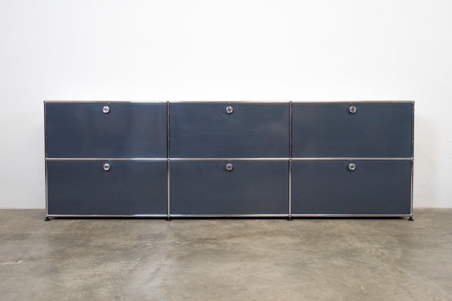 USM Haller Sideboard Anthrazitgrau Nr. 43