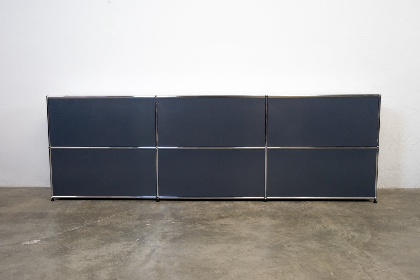 USM Haller Sideboard Anthrazitgrau Nr. 43
