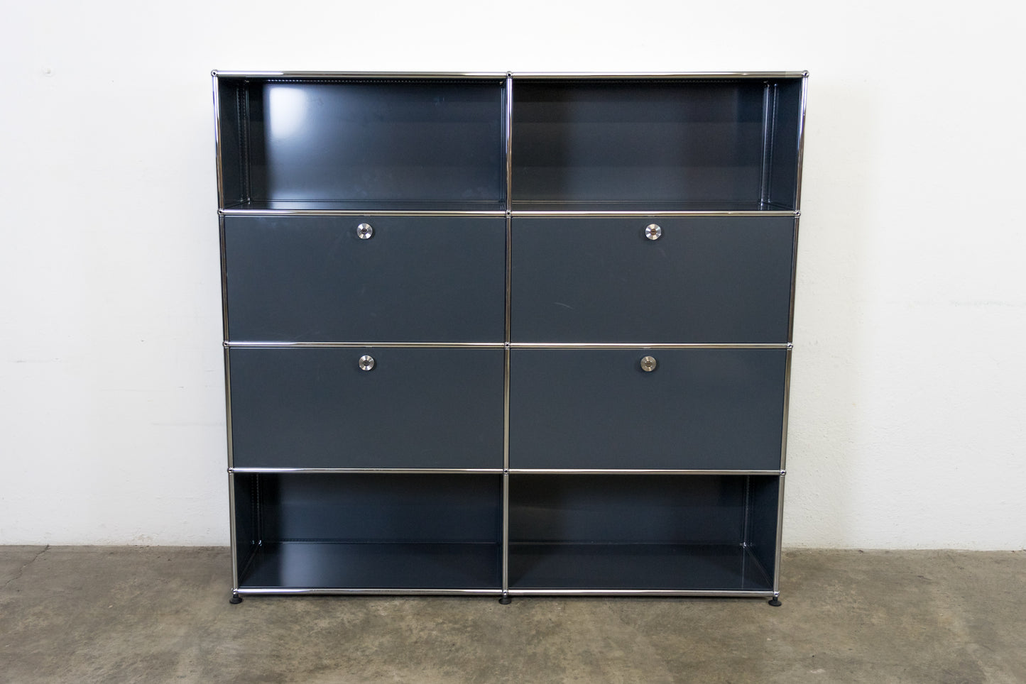 USM Haller Sideboard Anthrazitgrau Nr. 44