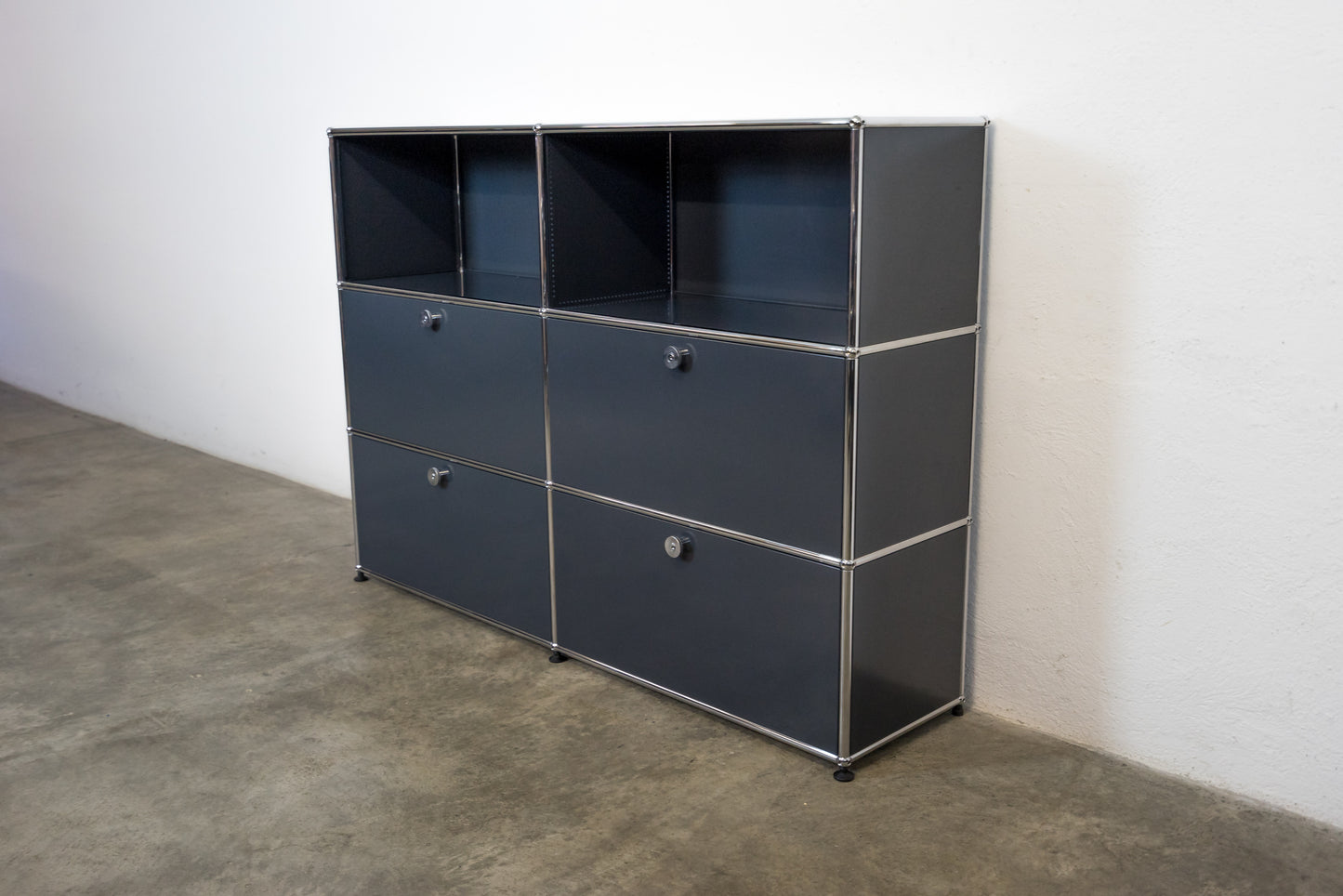USM Haller Sideboard Anthrazitgrau Nr. 45