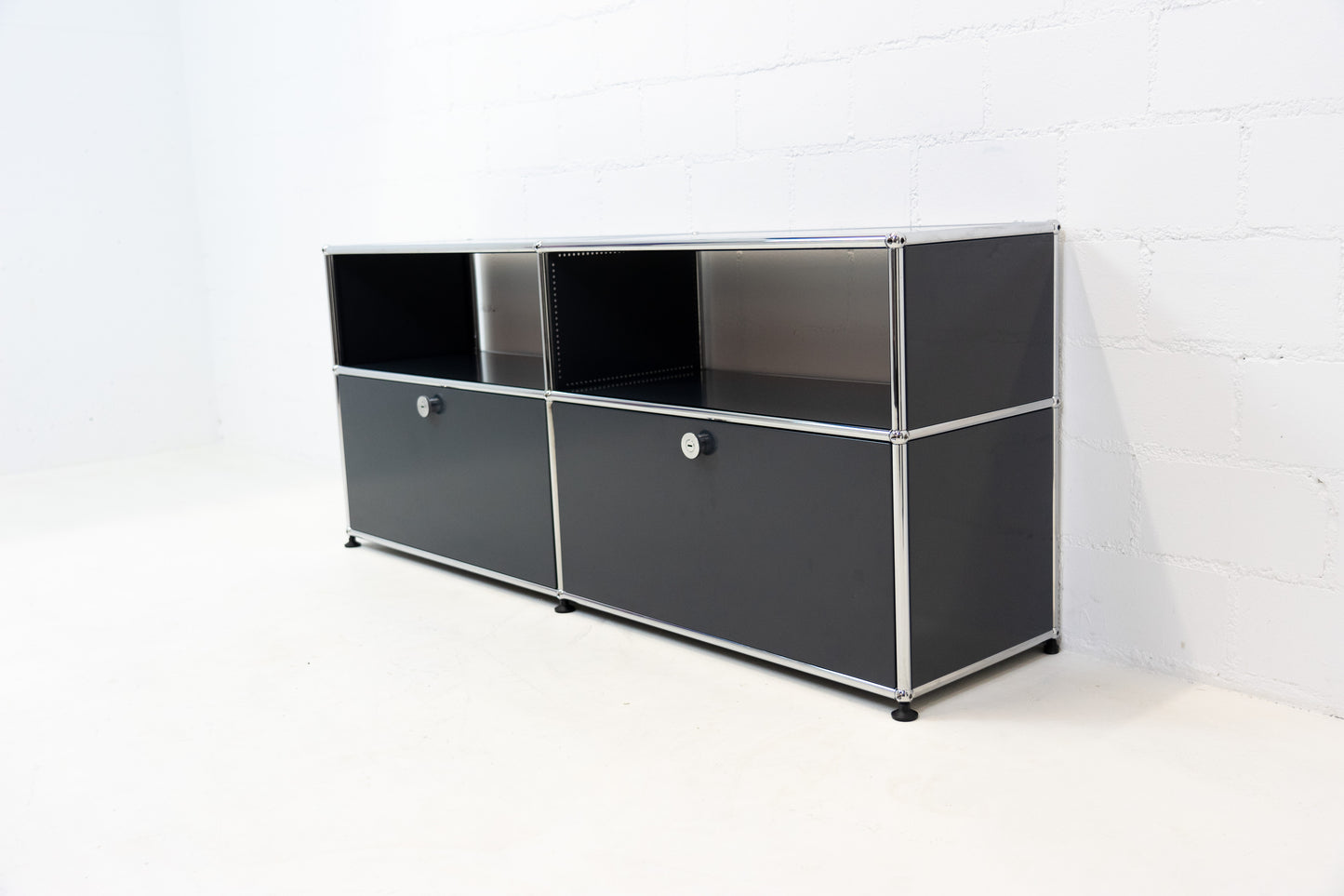 USM Haller Sideboard Anthrazitgrau Nr. 52