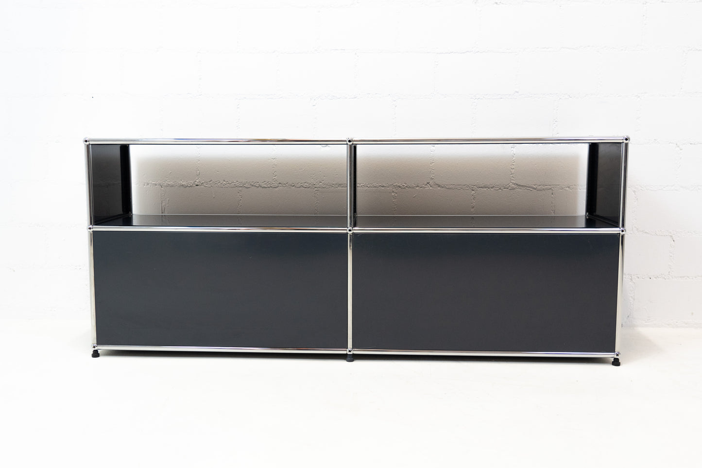 USM Haller Sideboard Anthrazitgrau Nr. 52