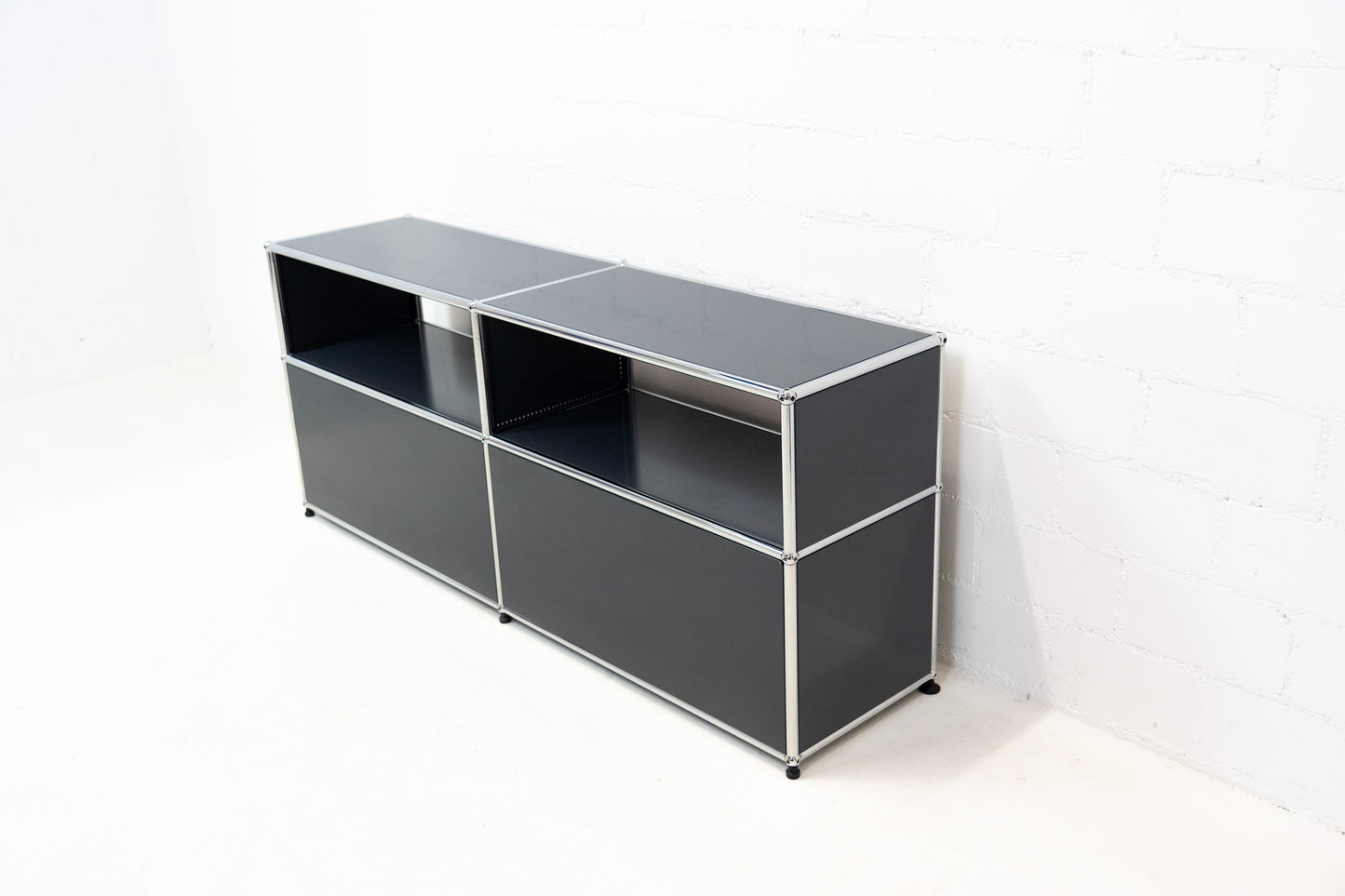USM Haller Sideboard Anthrazitgrau Nr. 52