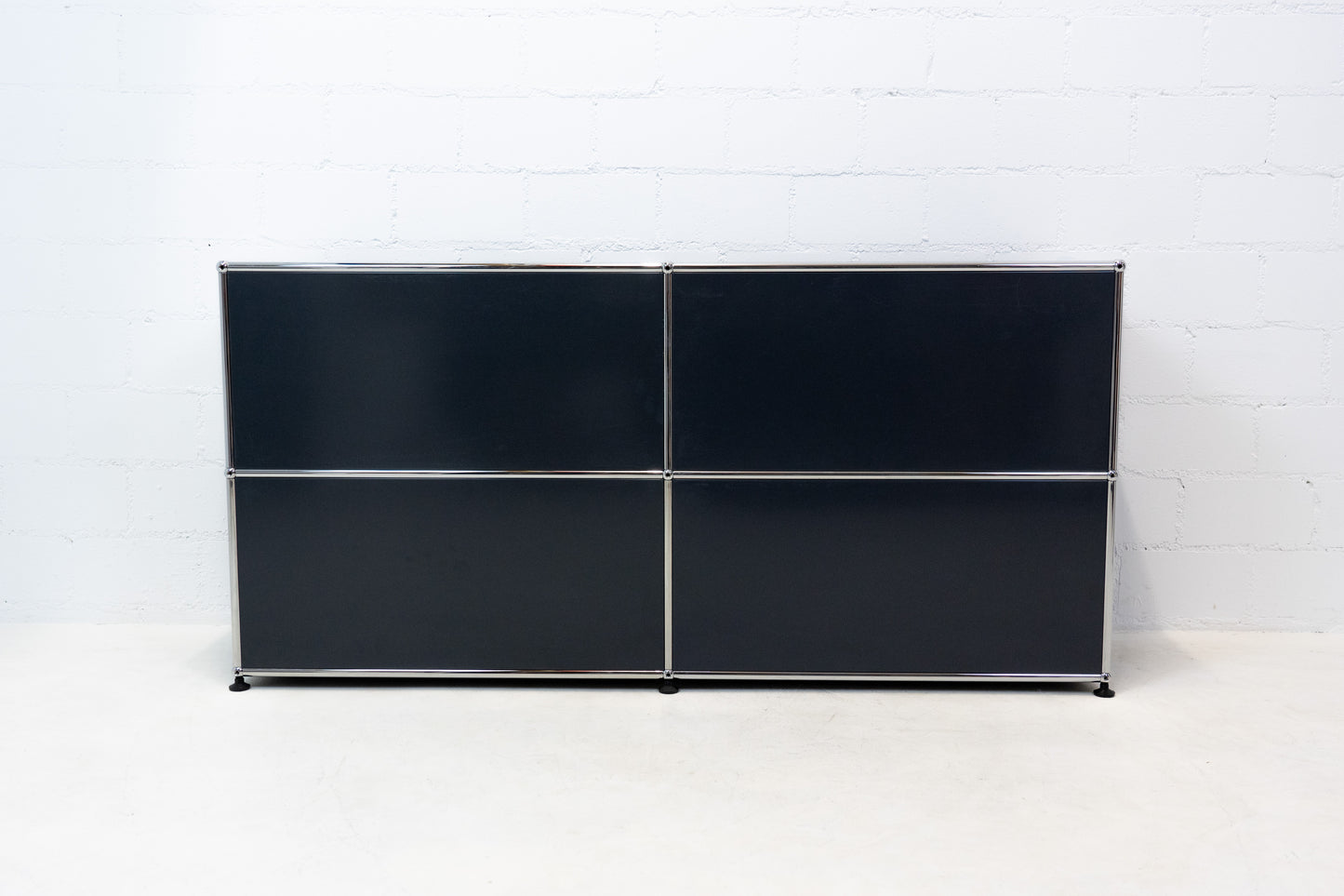 USM Haller Sideboard Anthrazitgrau Nr. 53