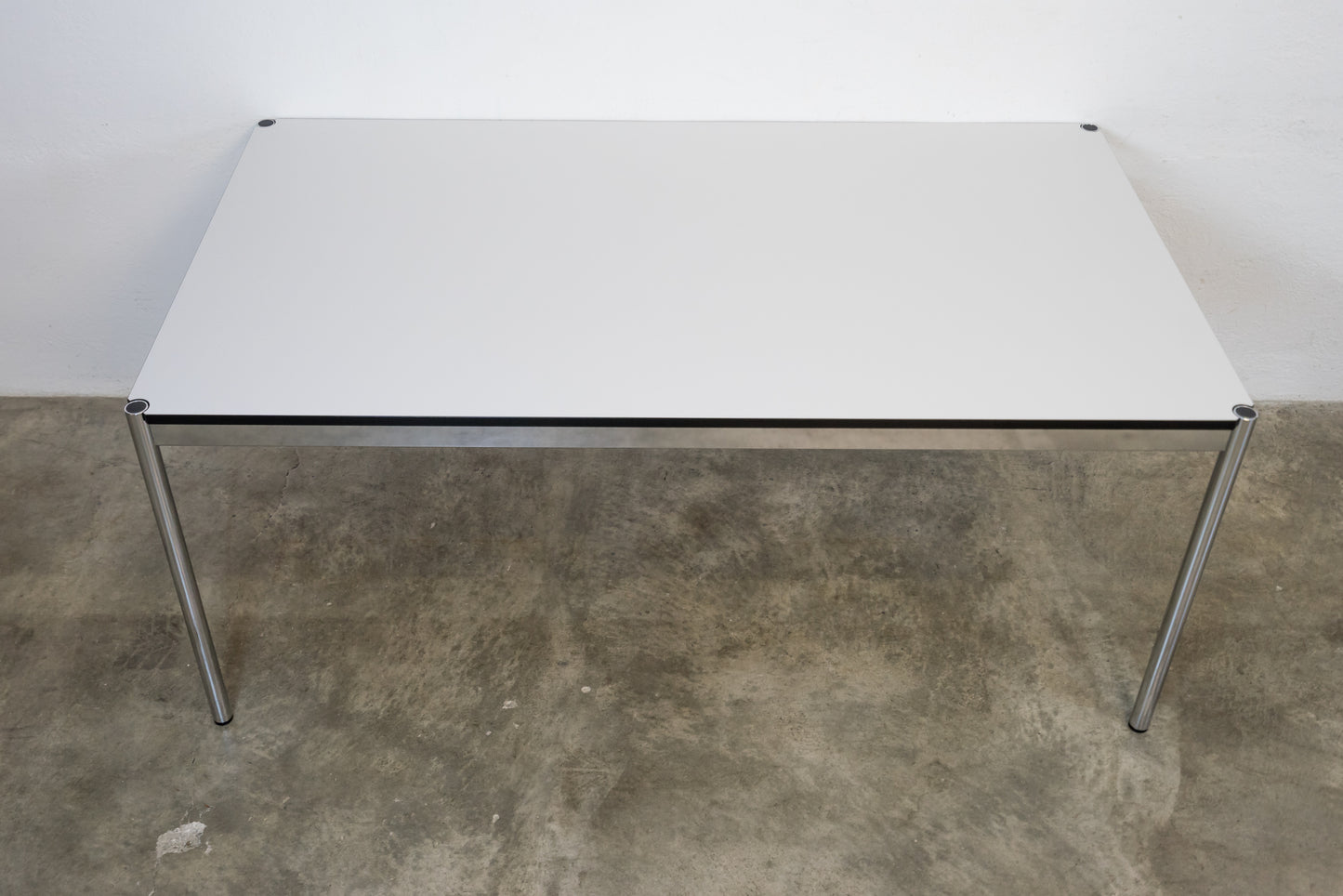 USM Haller Bürotisch 175x100 cm Perlgrau