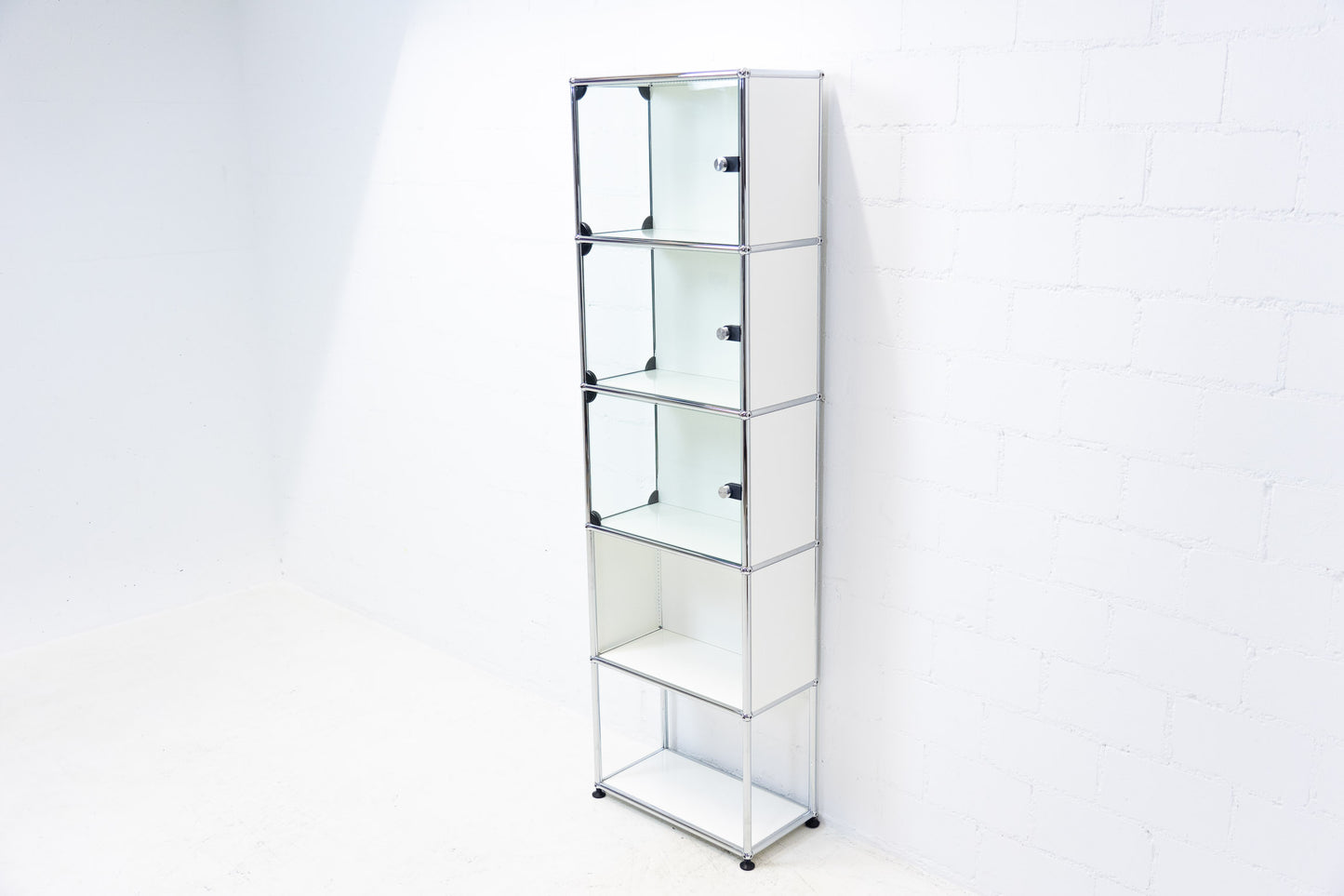 USM Haller Vitrine Glas Reinweiss Nr. 2