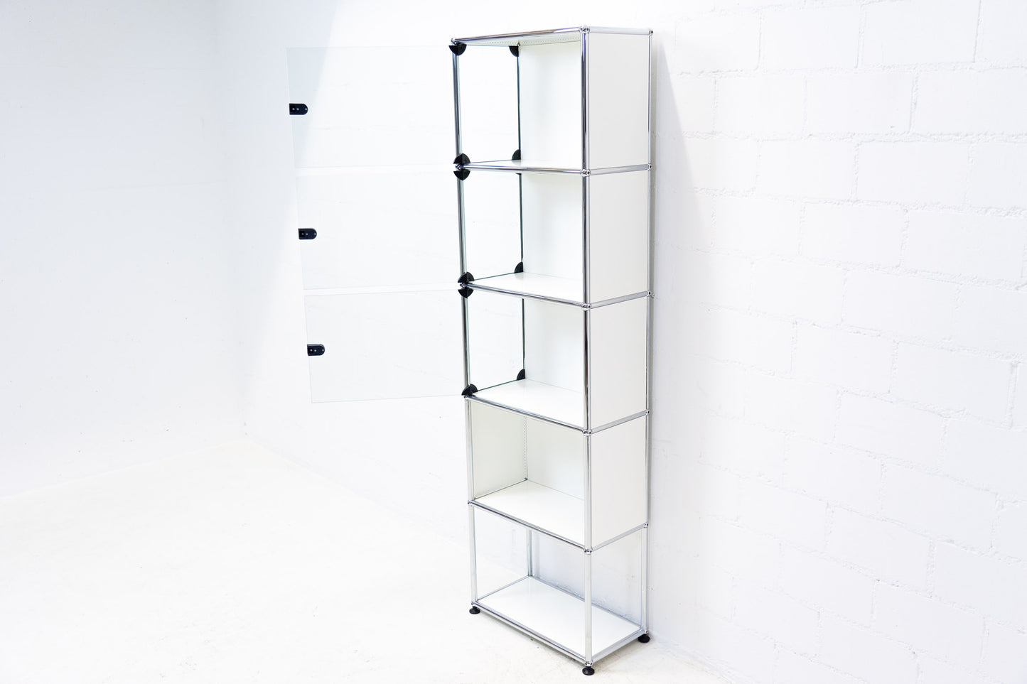USM Haller Vitrine Glas Reinweiss Nr. 2