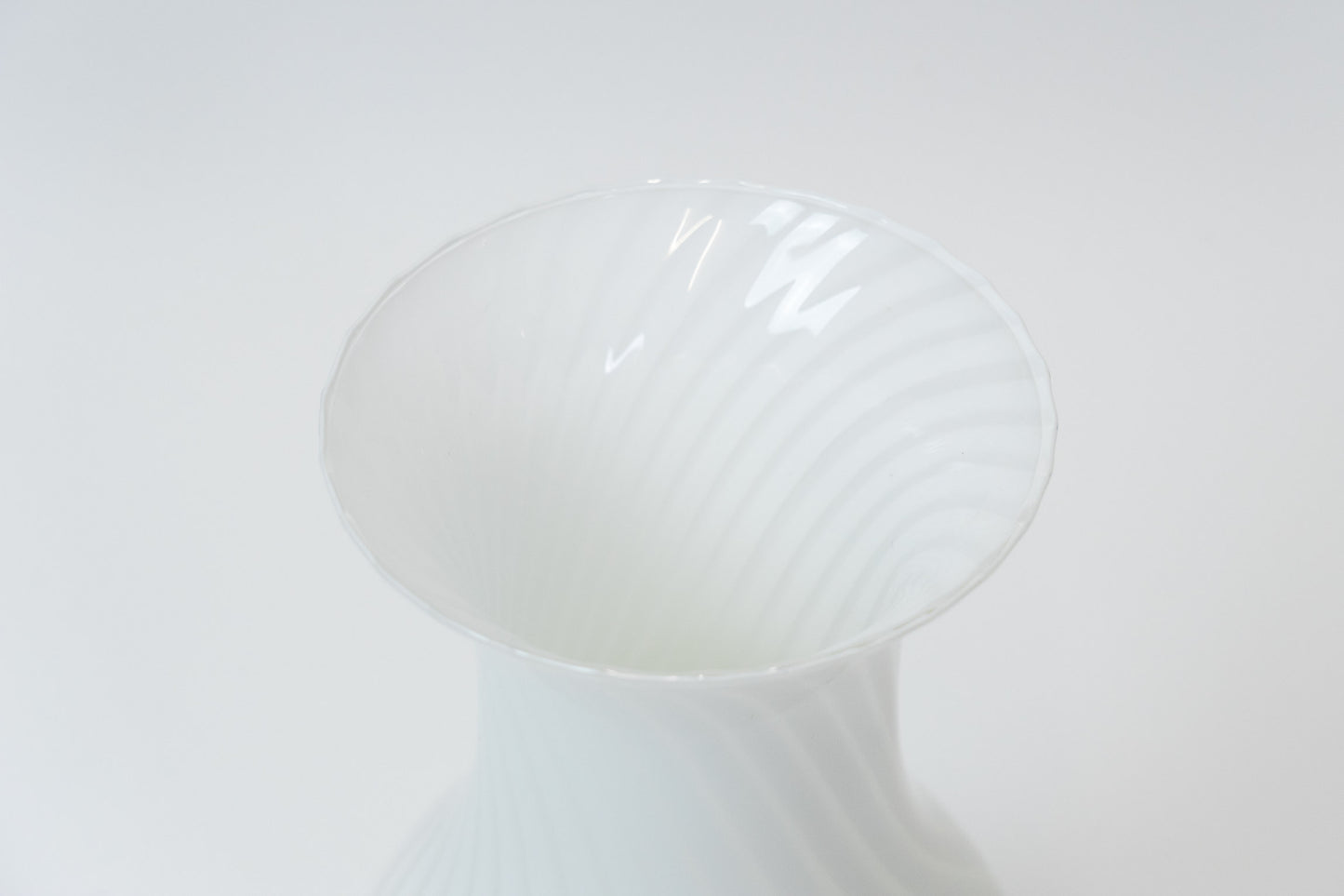 Vase Nr. 3 Murano Swirl