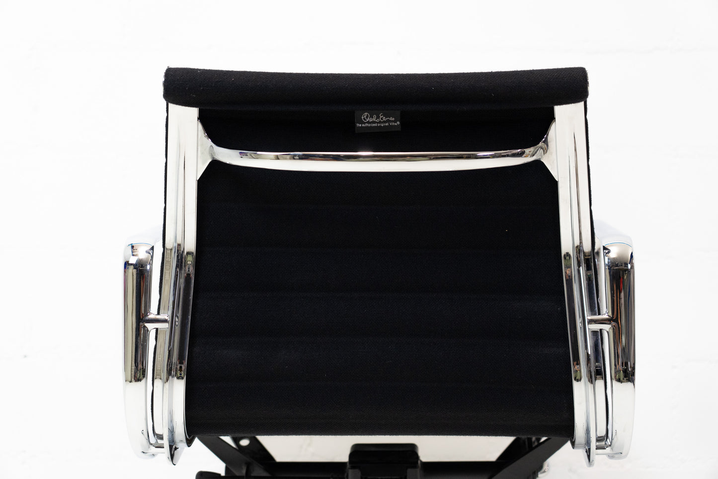 Vitra Aluminium Chair EA 117 Hopsak Nr. 2