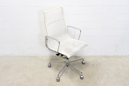 Vitra Aluminium Chair EA 119 Netz Weiss