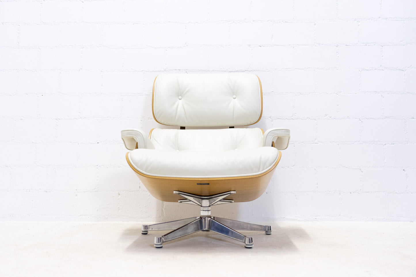Vitra Eames Lounge Chair Nr. 1