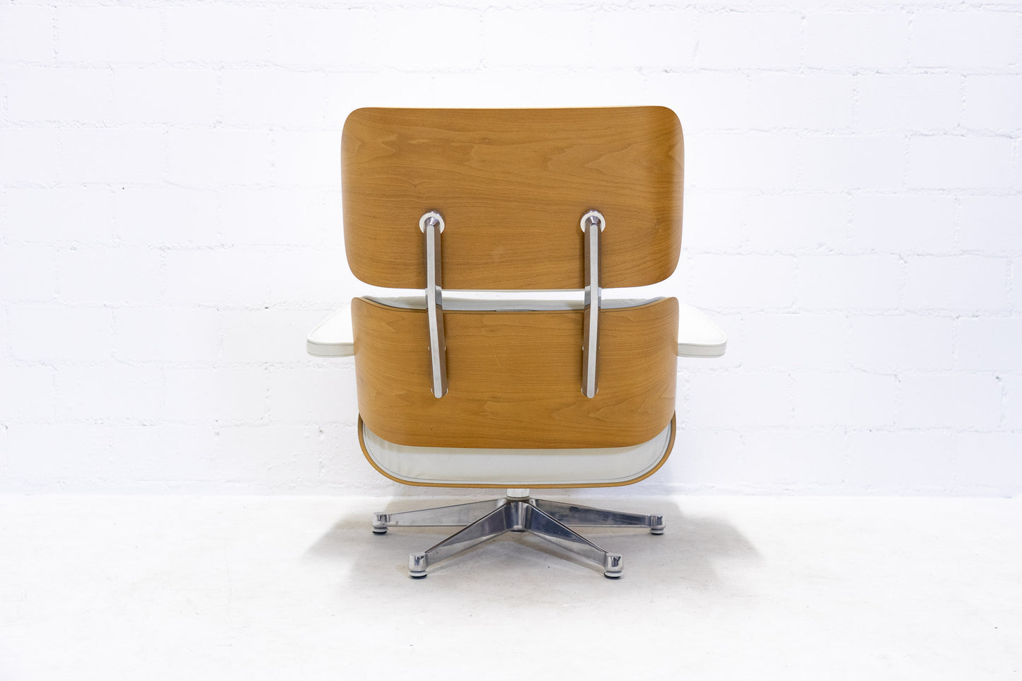 Vitra Eames Lounge Chair Nr. 1
