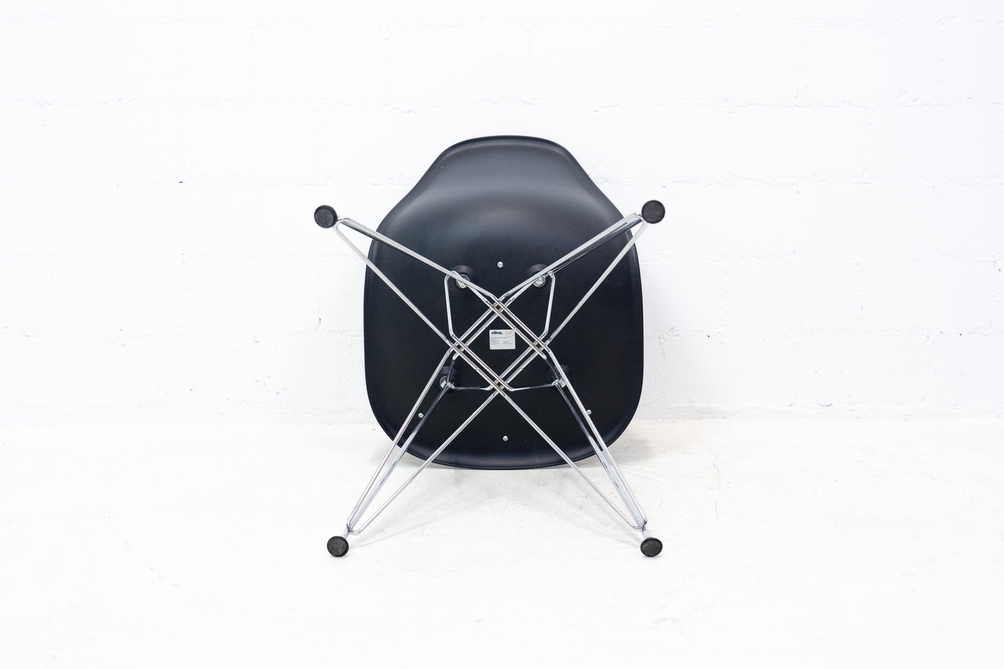 Vitra Eames Plastic Sidechair DSR Nr. 3