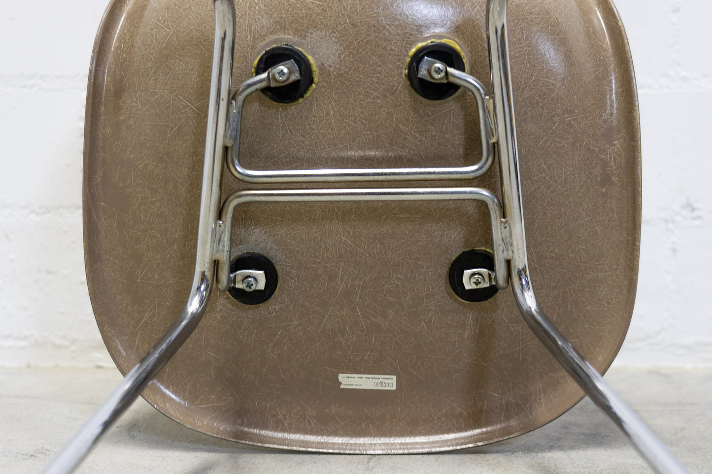 Vitra Eames Sidechair Fiberglas Nr. 1