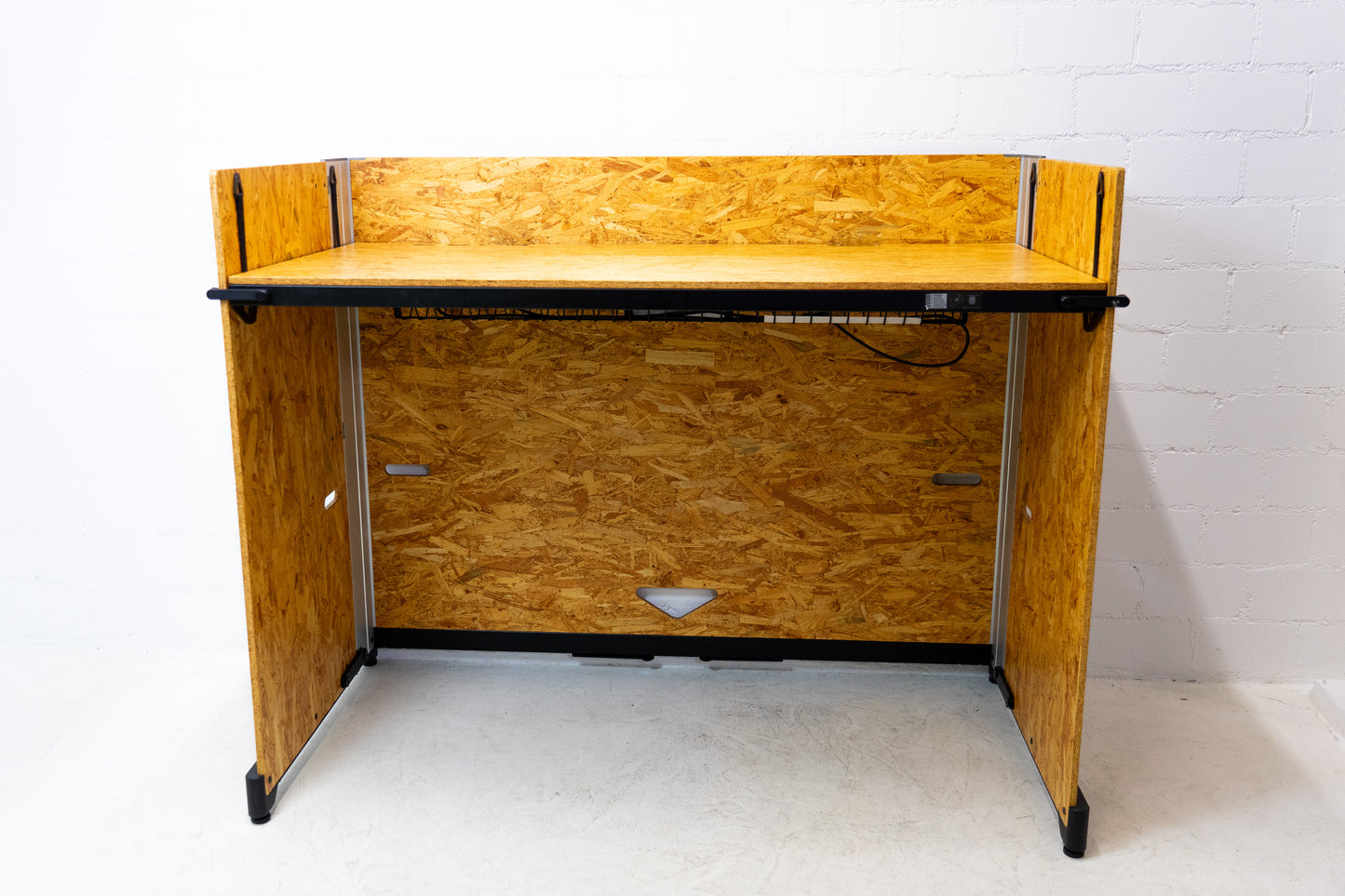 Vitra Hack Tisch verstellbar