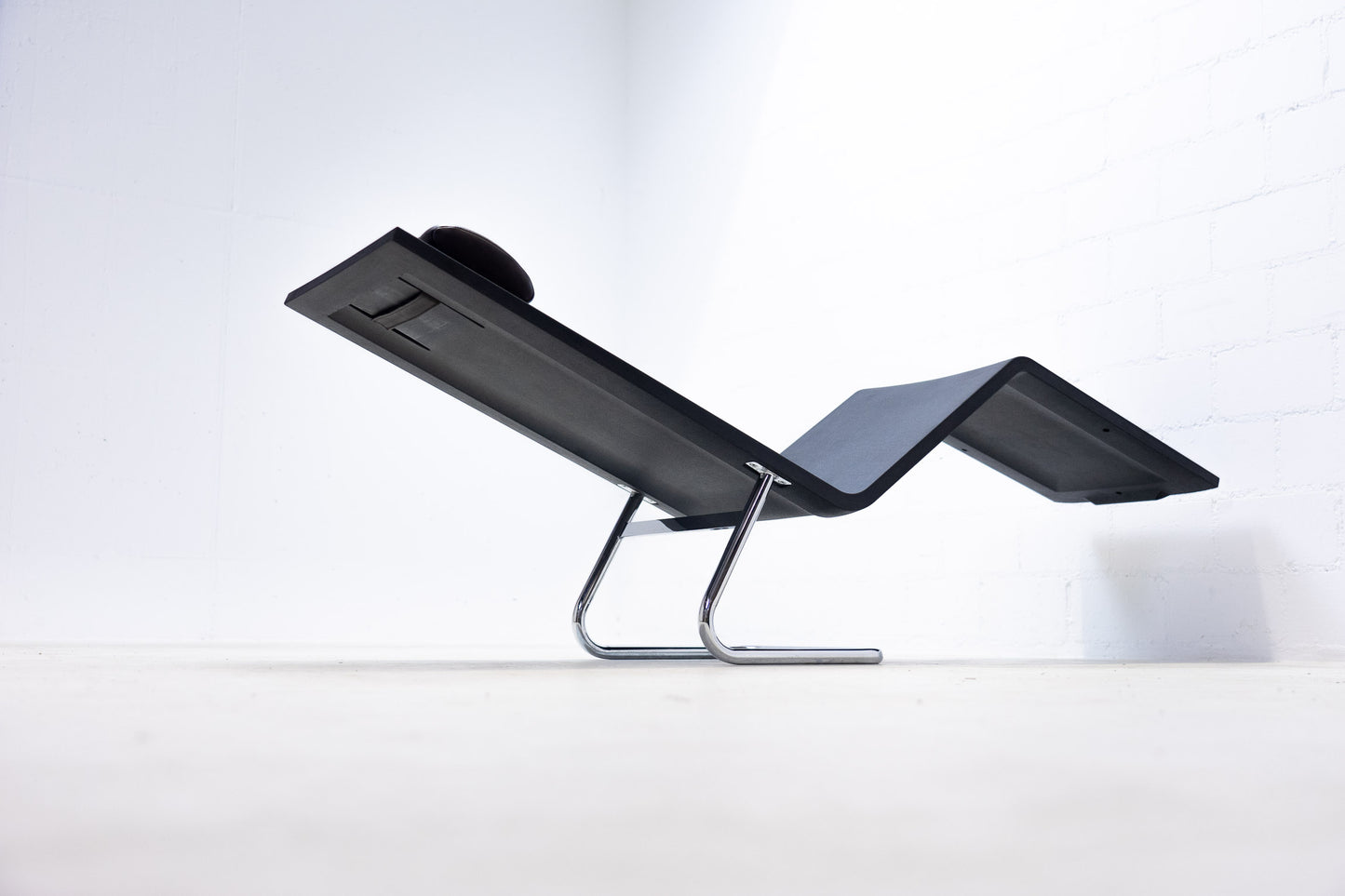 Vitra MVS Chaise Maarten Van Severen Nr. 1