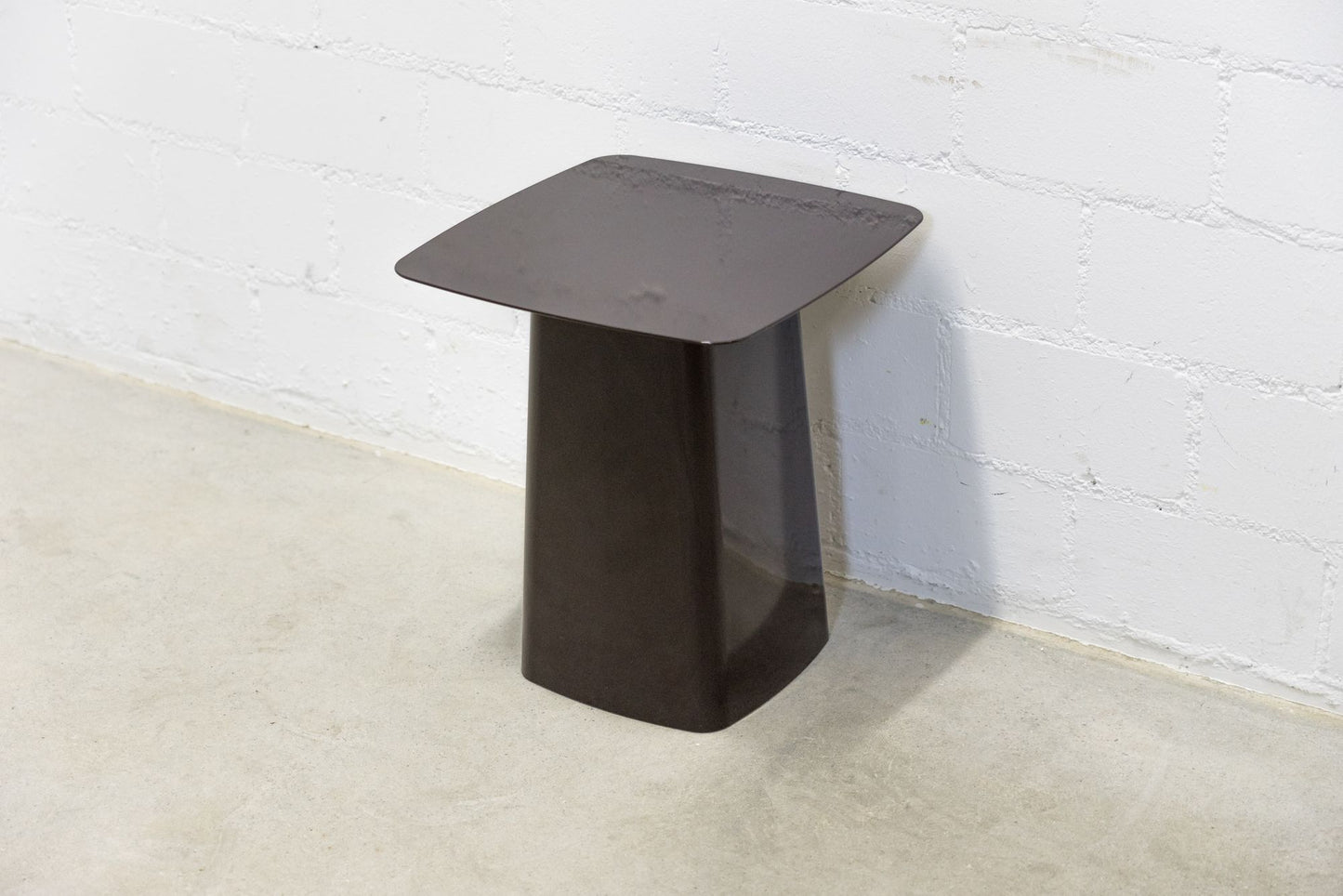 Vitra Metal Side Table