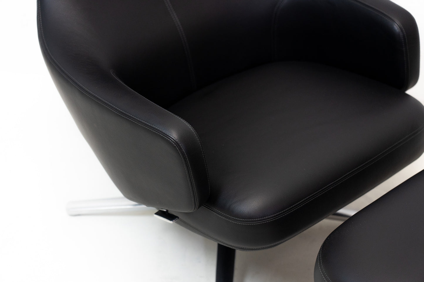 Vitra Repos Sessel & Ottoman Leder