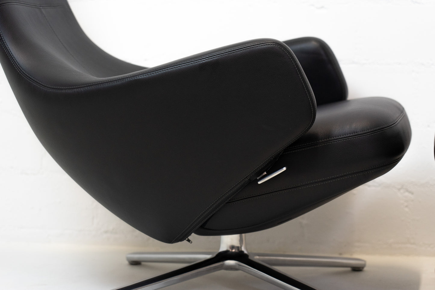 Vitra Repos Sessel & Ottoman Leder
