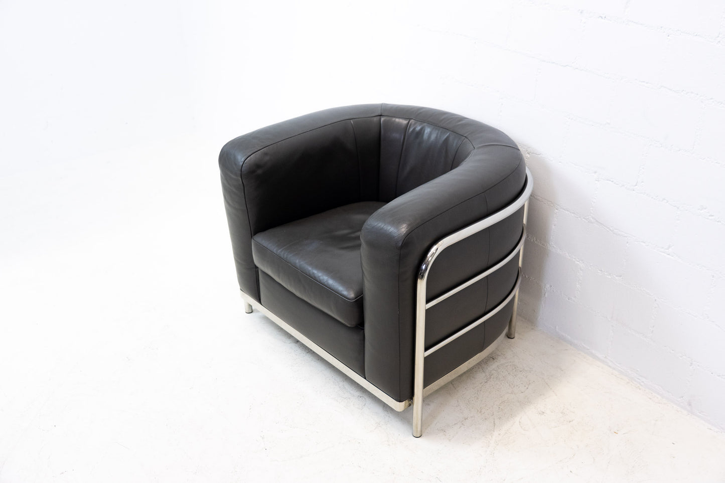 Zanotta Onda Sessel Leder Grau