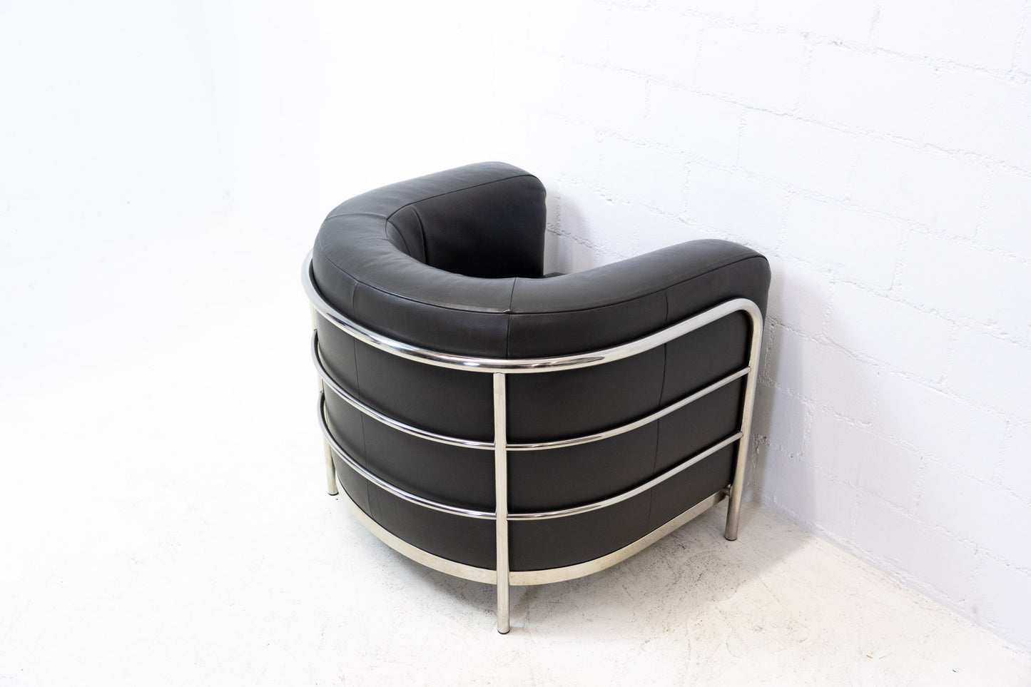 Zanotta Onda Sessel Leder Grau
