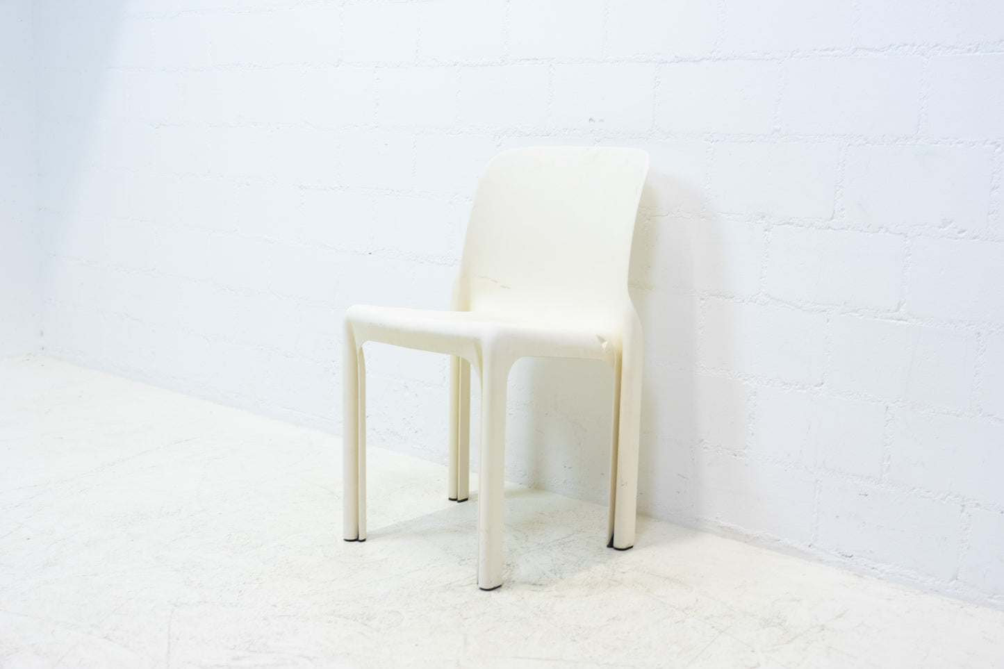 Artemide Selene Stuhl Nr. 3