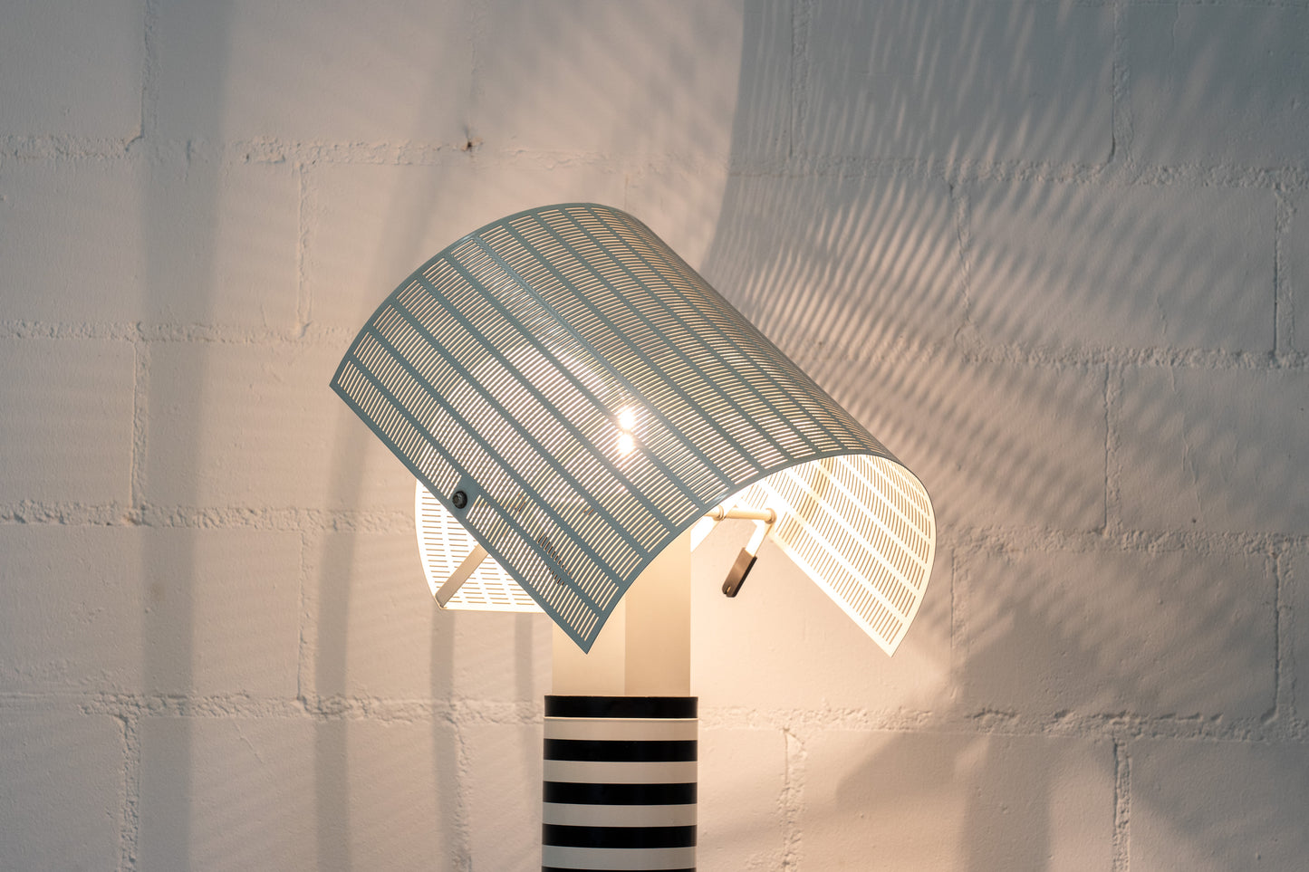 Artemide Shogun Stehleuchte Mario Botta Nr. 1