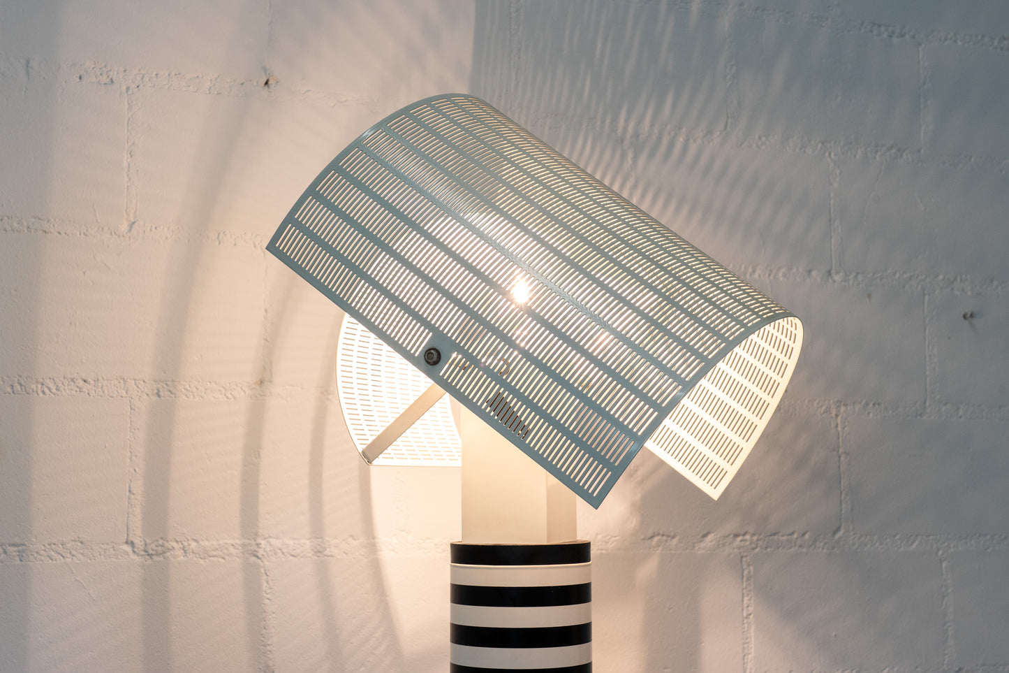 Artemide Shogun Stehleuchte Mario Botta Nr. 1