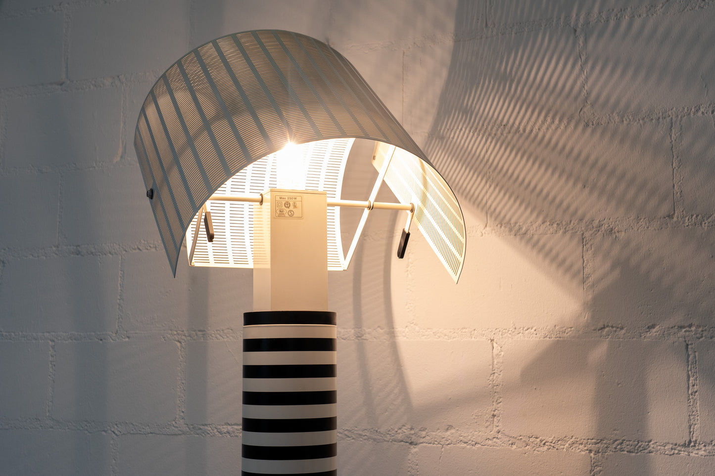 Artemide Shogun Stehleuchte Mario Botta Nr. 1