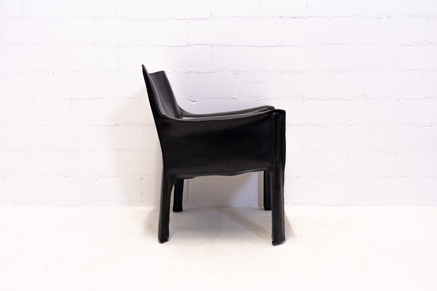 Cassina Cab 414 Sessel Leder Nr. 1