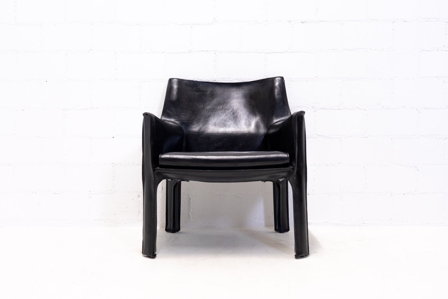 Cassina Cab 414 Sessel Leder Nr. 1