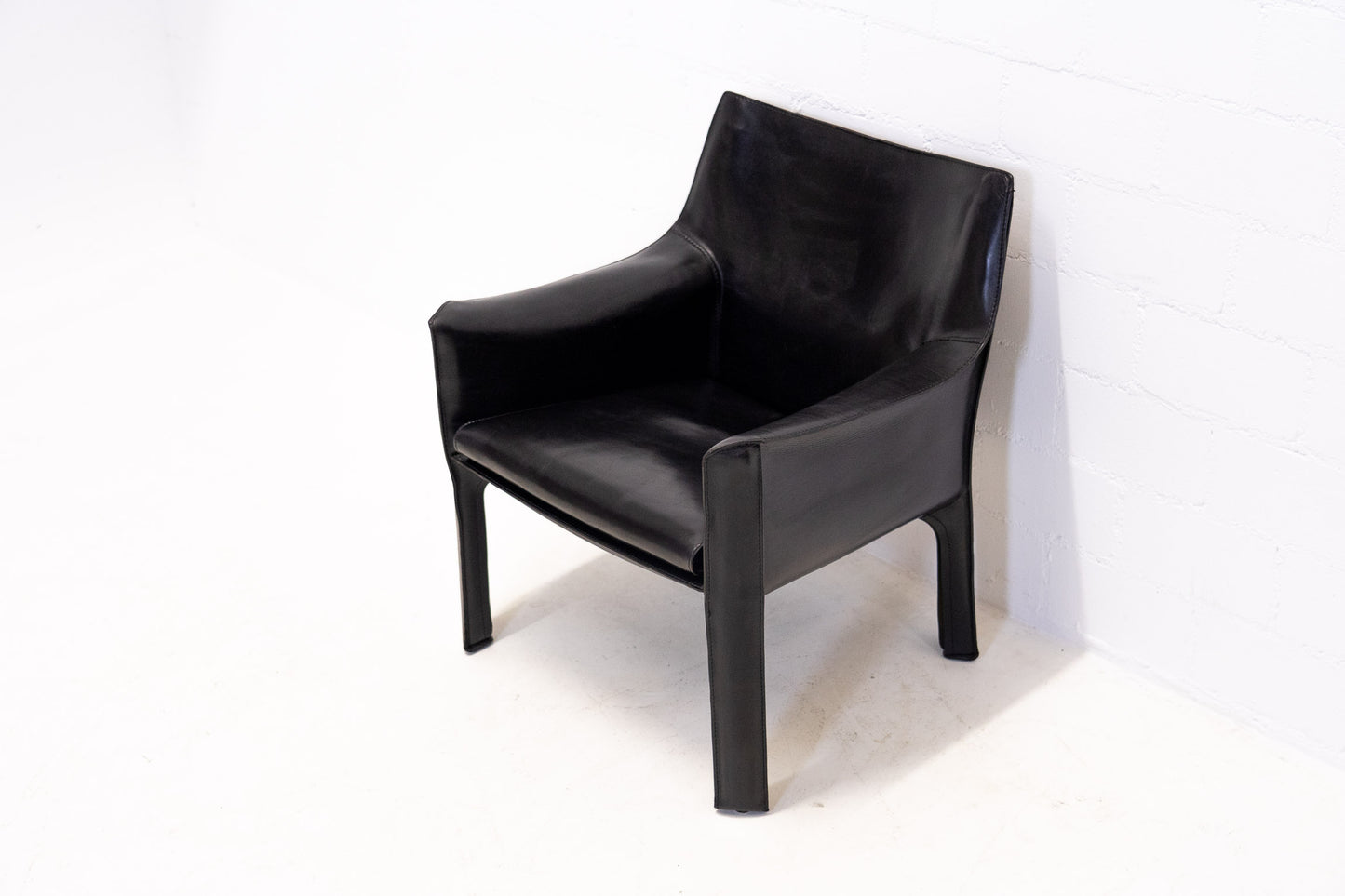 Cassina Cab 414 Sessel Leder Nr. 1