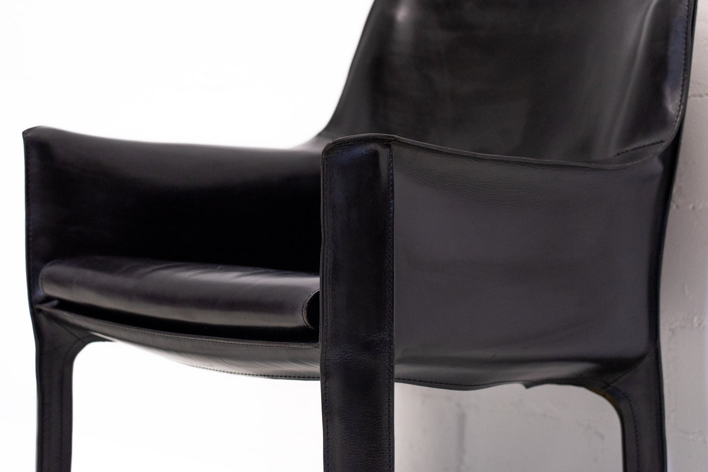 Cassina Cab 414 Sessel Leder Nr. 1