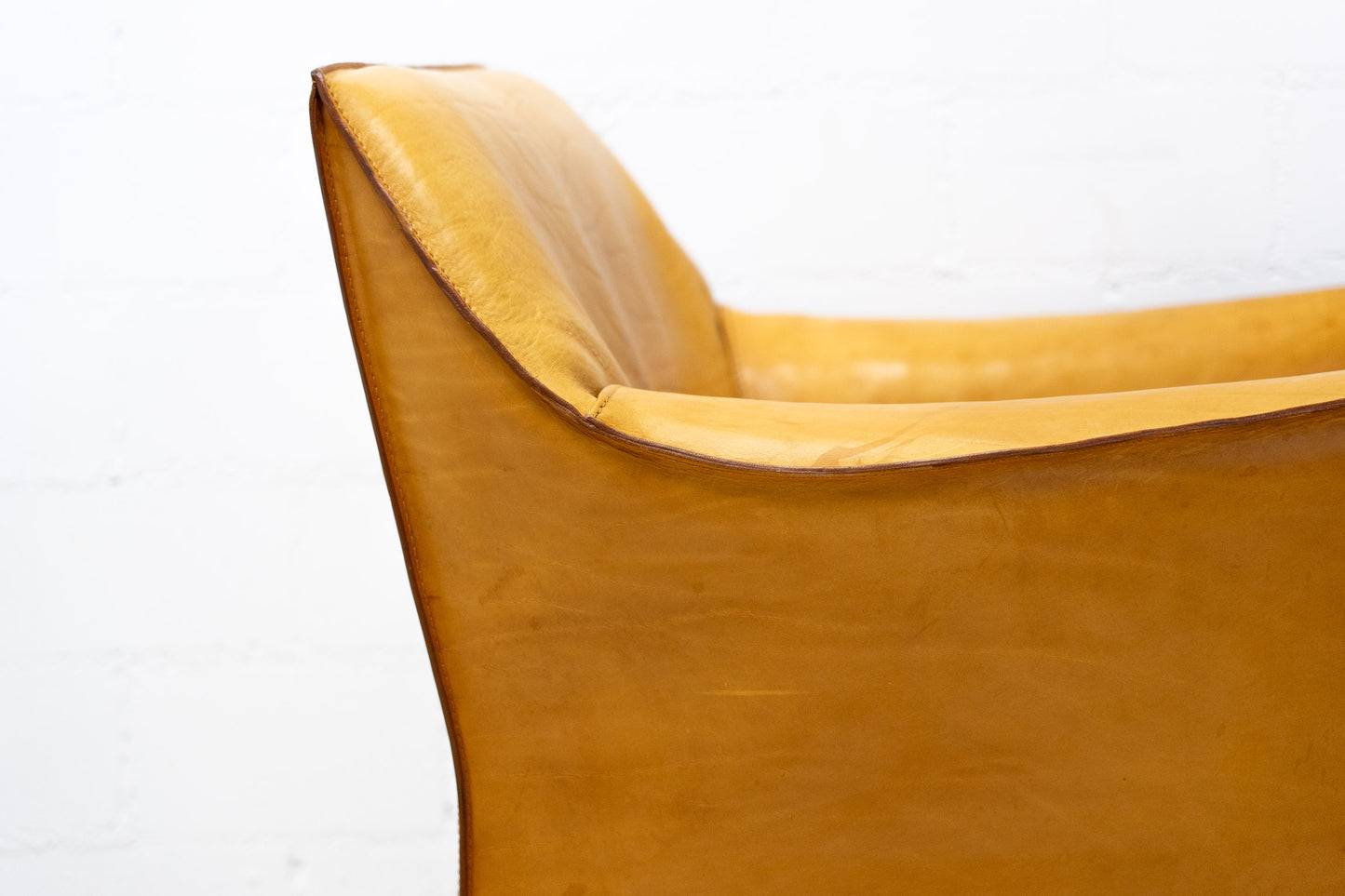 Cassina Cab 415 Sessel Leder Nr. 1