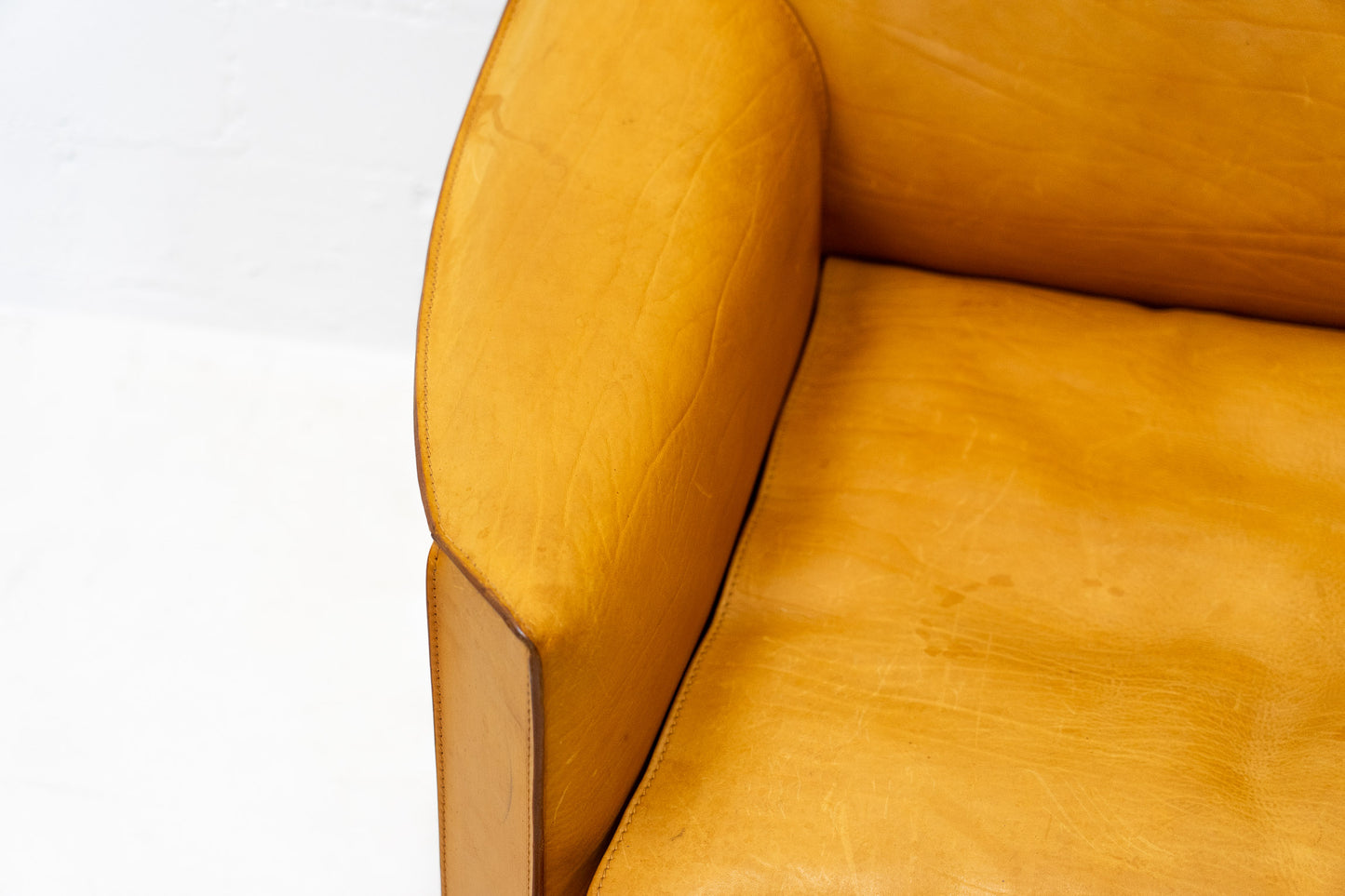 Cassina Cab 415 Sessel Leder Nr. 1