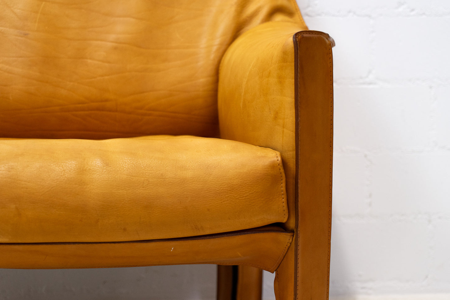 Cassina Cab 415 Sessel Leder Nr. 1