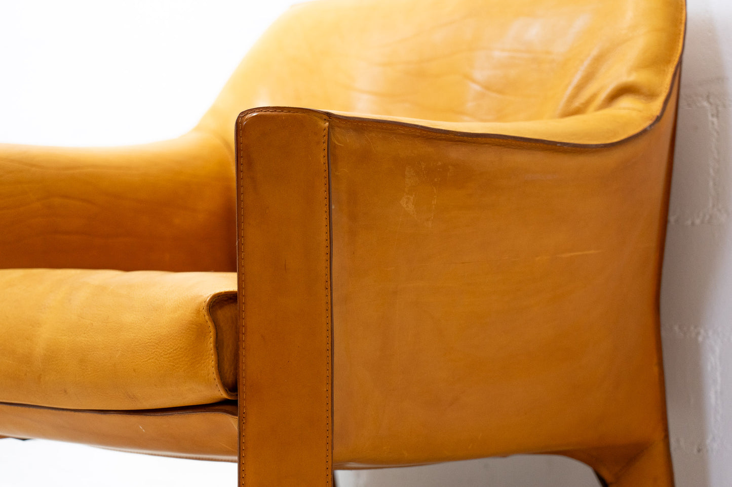 Cassina Cab 415 Sessel Leder Nr. 1